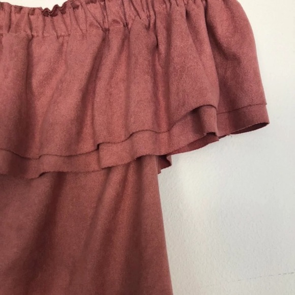 Off the Shoulder Top, Medium - Picture 3 of 4